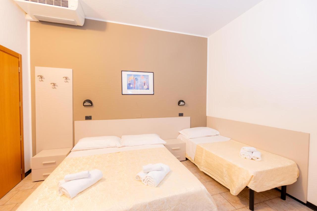רימיני Hotel Galileo מראה חיצוני תמונה